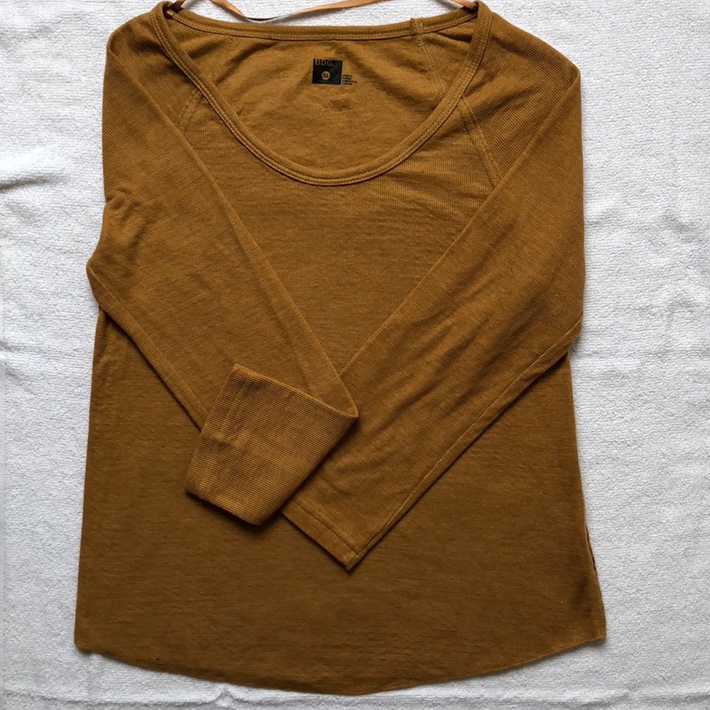 Urban Outfitters Amber gold long sleeve tee! 🍂